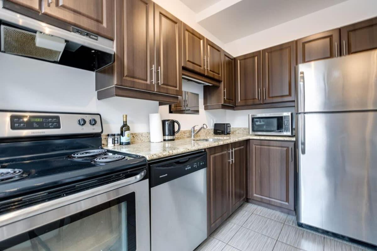 M11 Bright Studio In The Heart Of Mtl مونتريال المظهر الخارجي الصورة